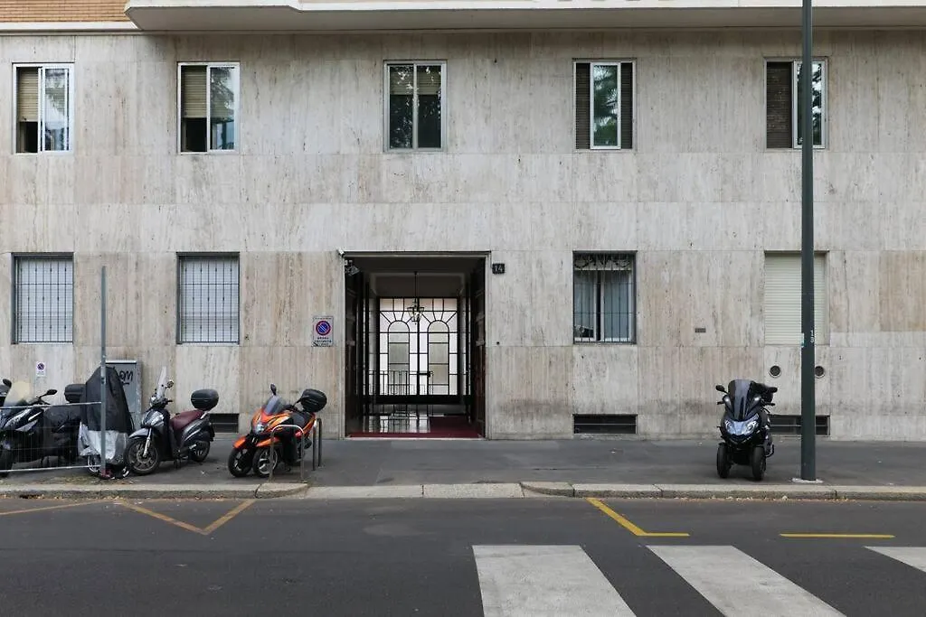 Contempora Apartments - Trilocale P.Le Susa Milánó